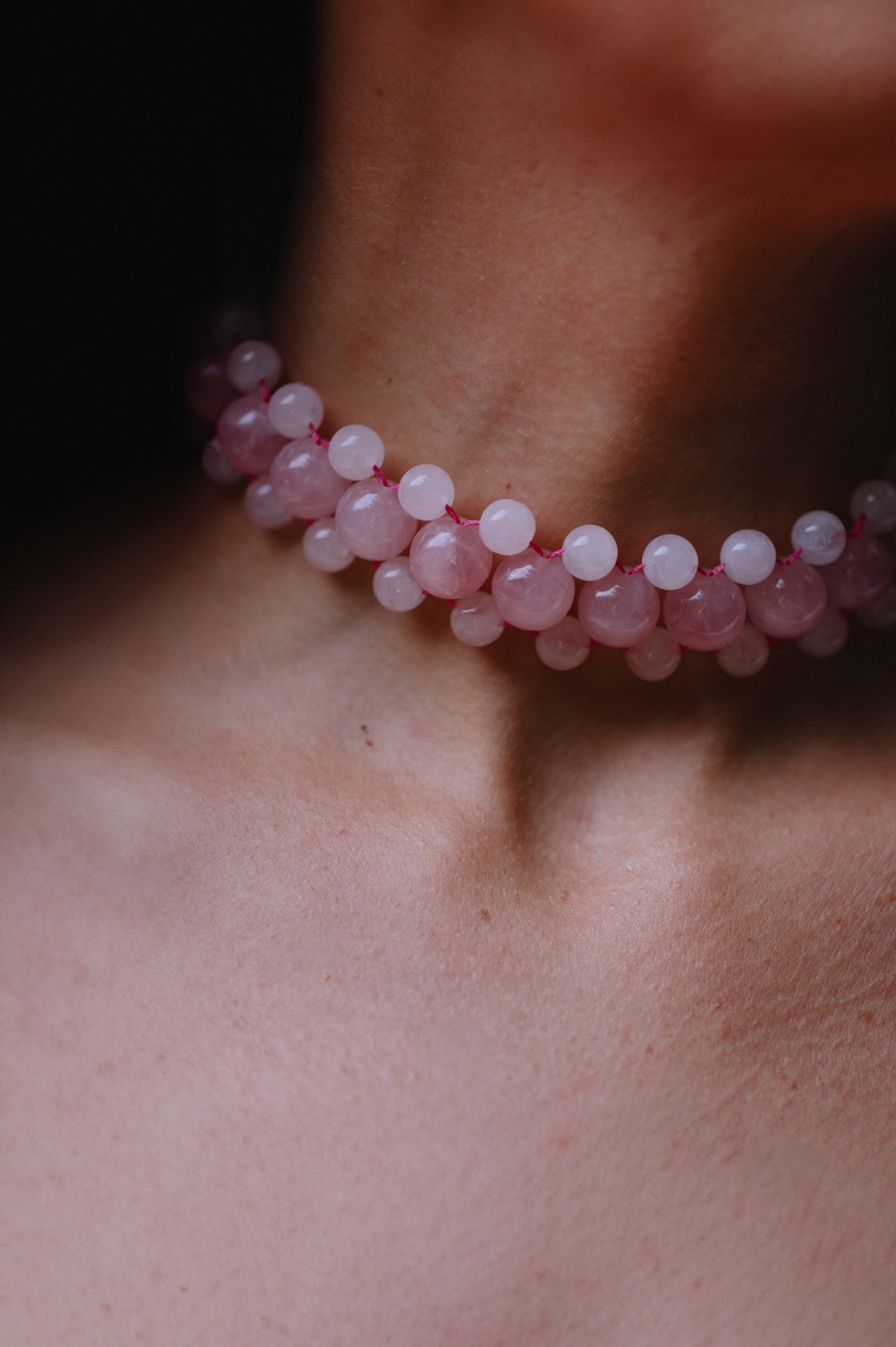 COLAR ATOM QUARTZO ROSA